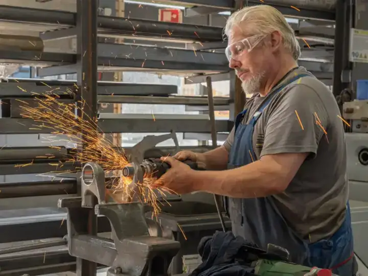 Cardanas revisie Loven Trucks